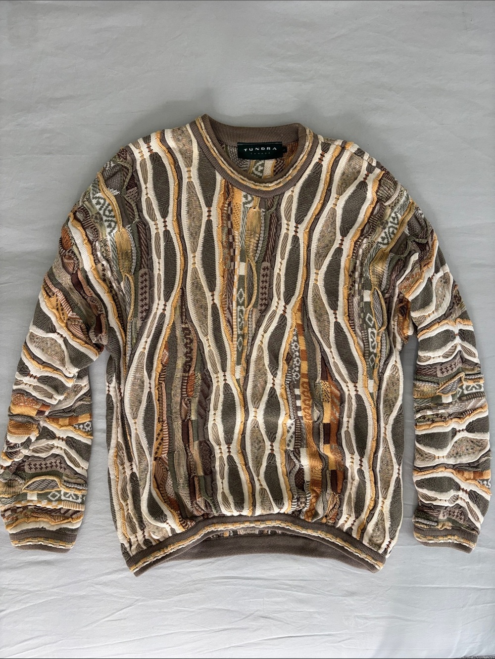 VINTAGE Tundra Men’s Coogi Style Sweater